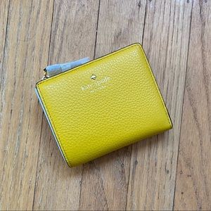 KATE SPADE NY Small Shawn Wallet | Yellow | OS